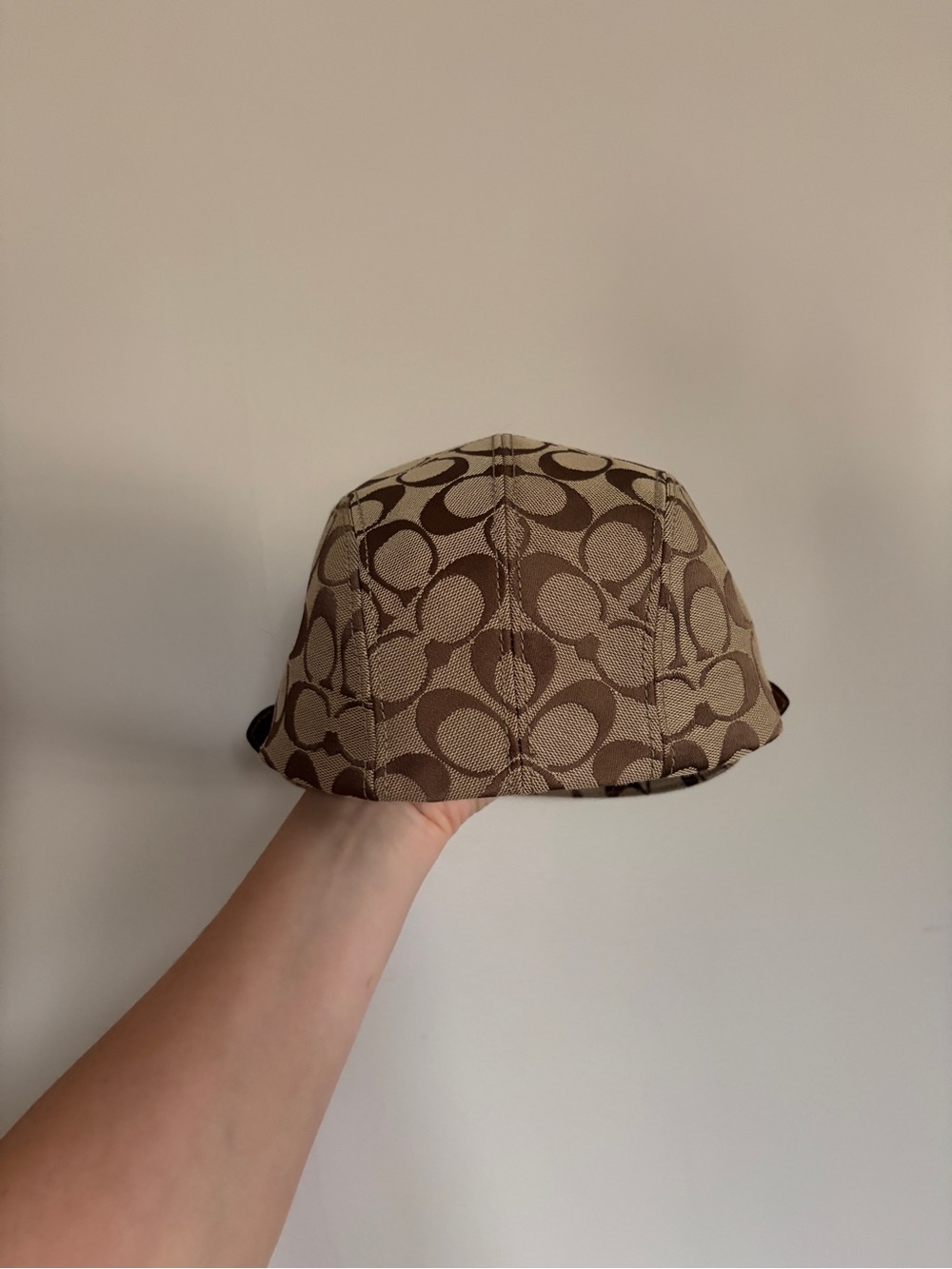 Y2K Vintage Coach Signature Karee Newsboy Cap Brown Monogram Patent Leather - Picture 4 of 8